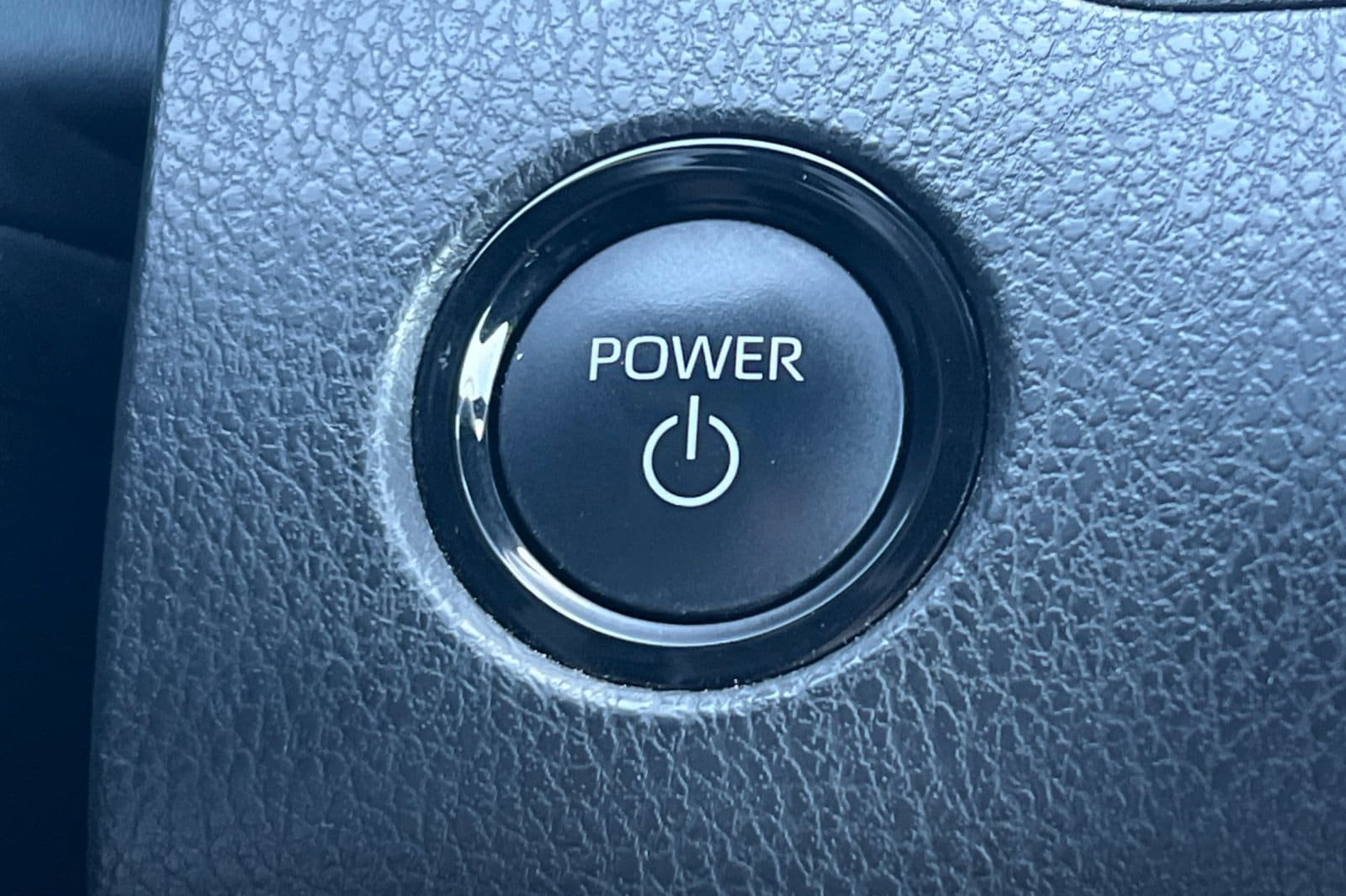 Used 2025 Toyota Camry SE FWD image 21