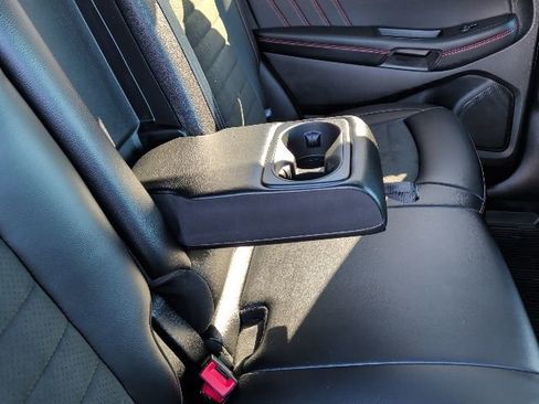 Certified 2024 Ford Edge ST-Line image 28