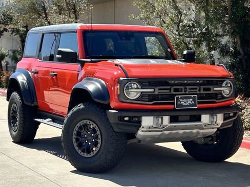 Used 2022 Ford Bronco Raptor image 2
