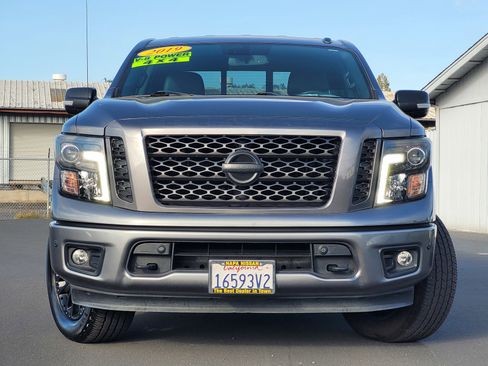 Used 2019 Nissan Titan SL w/ Midnight Edition image 2