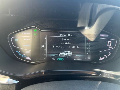 Used 2020 Kia Niro EX Premium FWD image 26