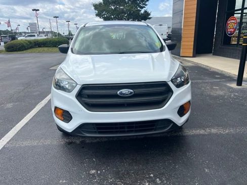 Used 2019 Ford Escape S FWD image 3