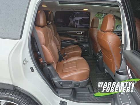 Used 2024 Subaru Ascent Touring AWD/4WD image 17