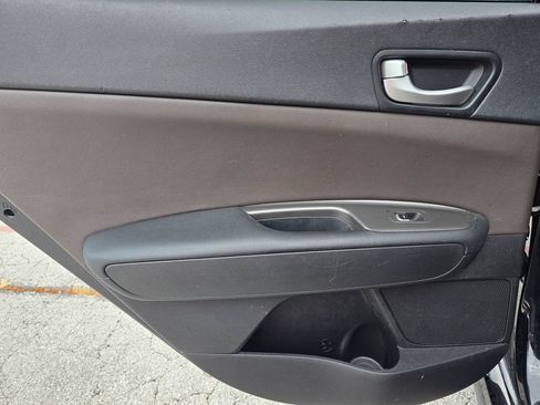 Used 2019 Kia Optima LX FWD image 13