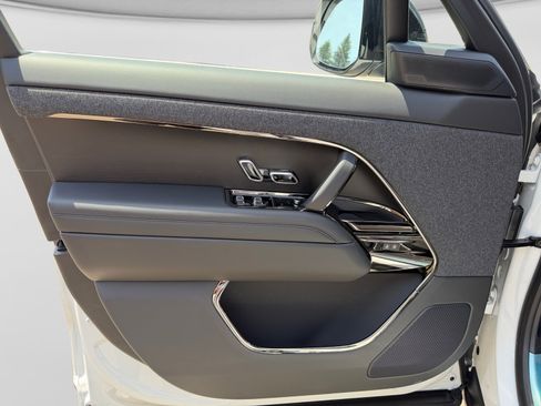 New 2026 Land Rover Range Rover Sport Dynamic SE AWD/4WD image 12