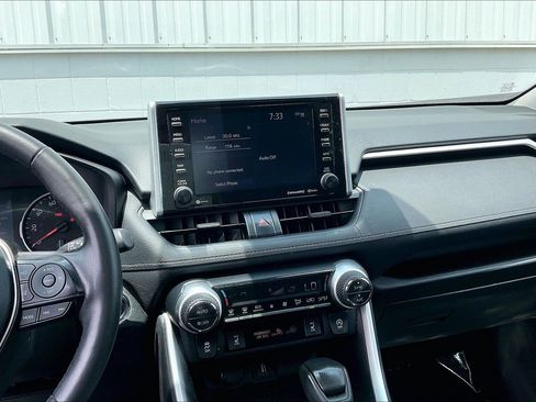 Used 2020 Toyota RAV4 XLE w/ Convenience Package AWD/4WD image 38