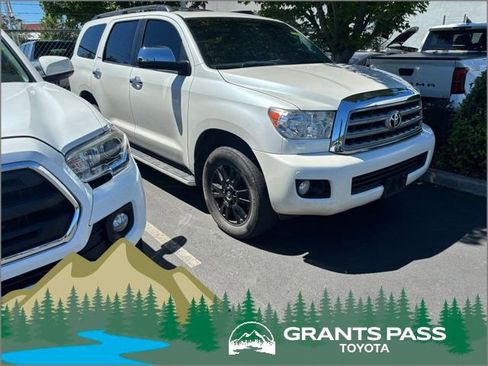 Used 2013 Toyota Sequoia Platinum AWD/4WD image 1