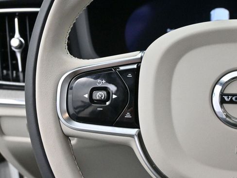 Used 2025 Volvo S60 B5 Plus w/ Protection Package Premier image 18