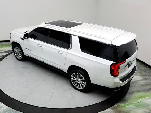 Used 2022 GMC Yukon XL Denali image 36