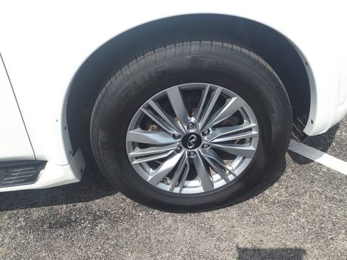 Used 2024 INFINITI QX80 Luxe AWD/4WD image 9