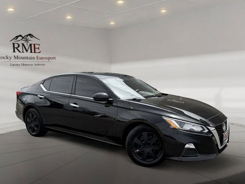 Used 2020 Nissan Altima 2.5 S FWD image 1