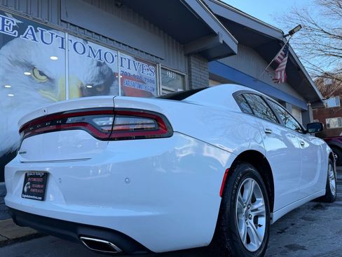 Used 2021 Dodge Charger SXT w/ Leather Interior Group image 3