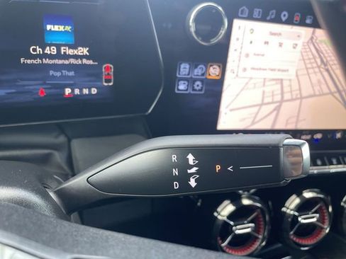 Certified 2025 Chevrolet Blazer EV RS image 16