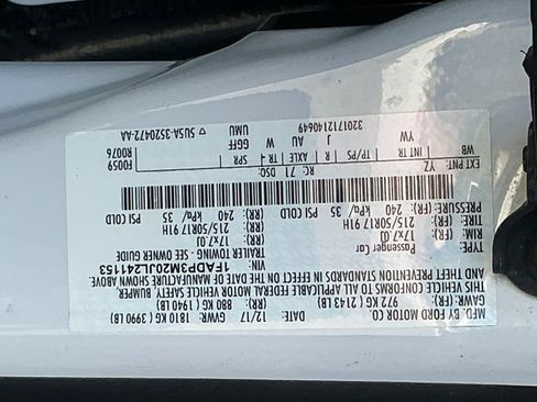 Used 2018 Ford Focus SEL FWD image 30