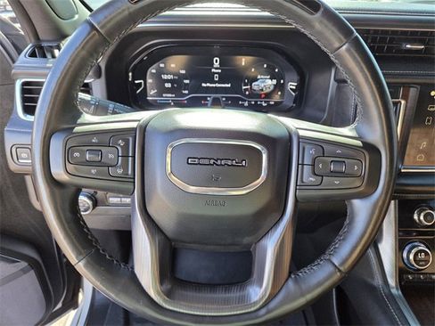 Used 2023 GMC Yukon XL Denali Ultimate image 19