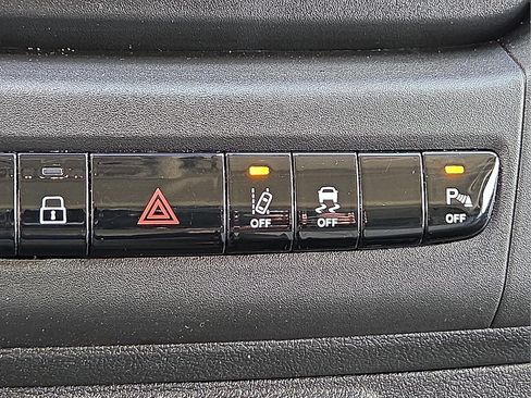 Used 2024 RAM ProMaster 2500 w/ Safety Group image 17