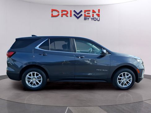 Used 2023 Chevrolet Equinox LT AWD/4WD image 6