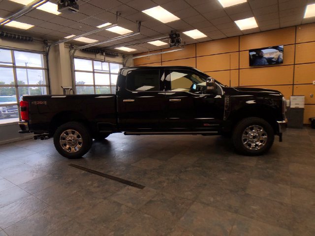 New 2026 Ford F350 Lariat w/ Lariat Ultimate Package AWD/4WD image 8
