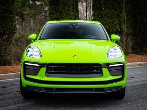 Used 2022 Porsche Macan S w/ Premium Package Plus image 18