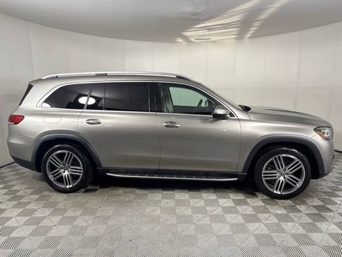Used 2021 Mercedes-Benz GLS 450 4MATIC image 8