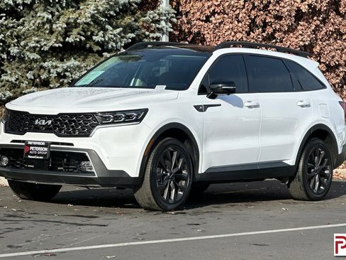 Used 2022 Kia Sorento SX Prestige w/ Rust Color Package image 8