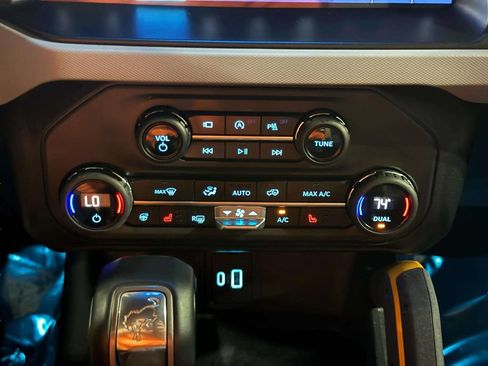 Used 2023 Ford Bronco Badlands AWD/4WD image 8