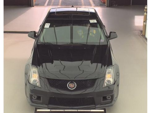 Used 2011 Cadillac CTS V image 2