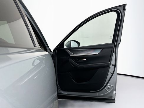 Used 2024 MAZDA CX-90 Plug-In Hybrid w/ Premium Pkg image 35