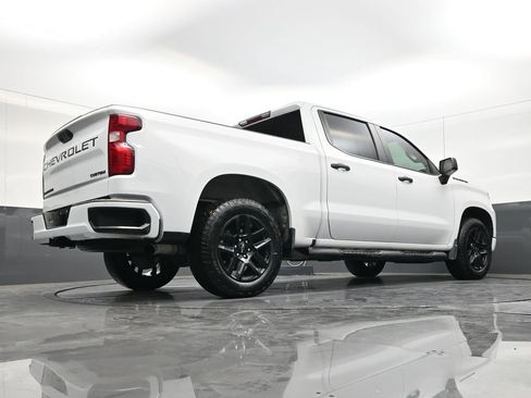 Used 2024 Chevrolet Silverado 1500 Custom w/ Turbomax Blackout Package RWD image 24
