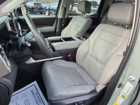 Used 2024 Toyota Tundra Limited image 12