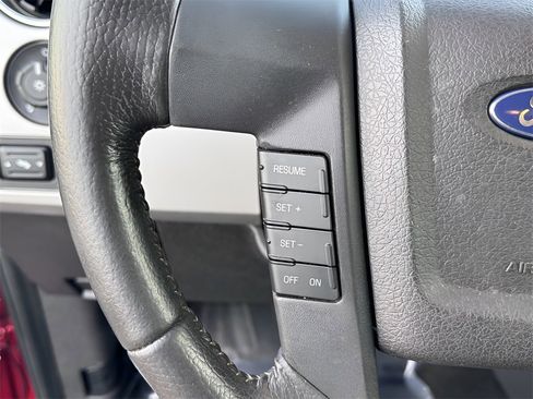 Used 2010 Ford F150 Lariat image 15