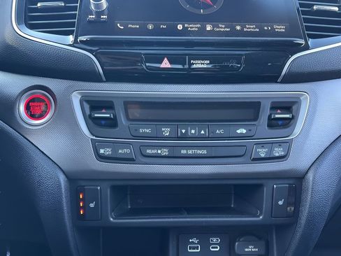 Used 2025 Honda Ridgeline RTL image 19