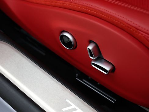 Used 2024 Maserati GranTurismo Trofeo image 12