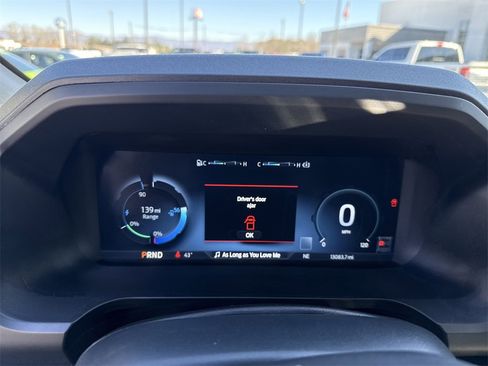 Used 2025 Ford F150 Lightning Lariat image 30