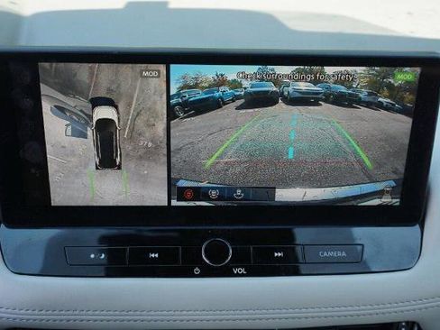 Certified 2024 Nissan Rogue SL image 18