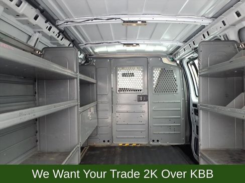 Used 2019 GMC Savana 2500 w/ Driver Convenience Package image 15