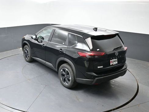 Used 2025 Nissan Rogue SV AWD/4WD image 48
