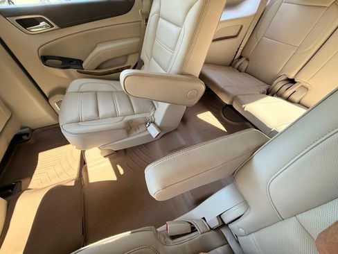 Used 2017 GMC Yukon Denali w/ Open Road Package AWD/4WD image 37