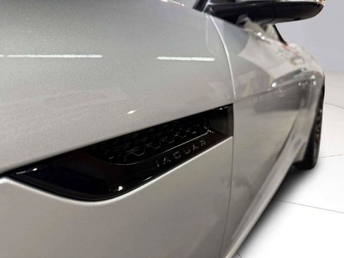 Used 2019 Jaguar F-TYPE Convertible RWD image 19