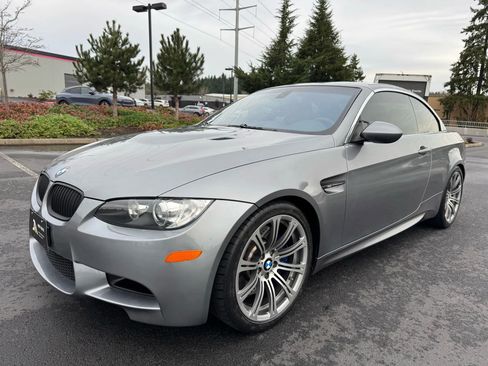 Used 2009 BMW M3 Convertible 2D image 4