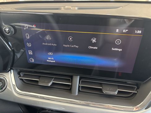 New 2026 Chevrolet Trax LT image 15