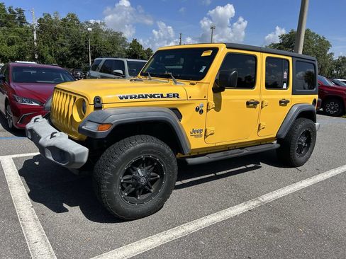 Used 2018 Jeep Wrangler Unlimited Sport S AWD/4WD image 7