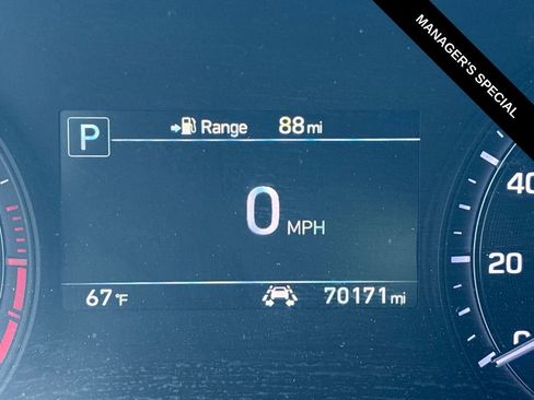 Used 2018 Genesis G80 3.8 AWD/4WD image 13