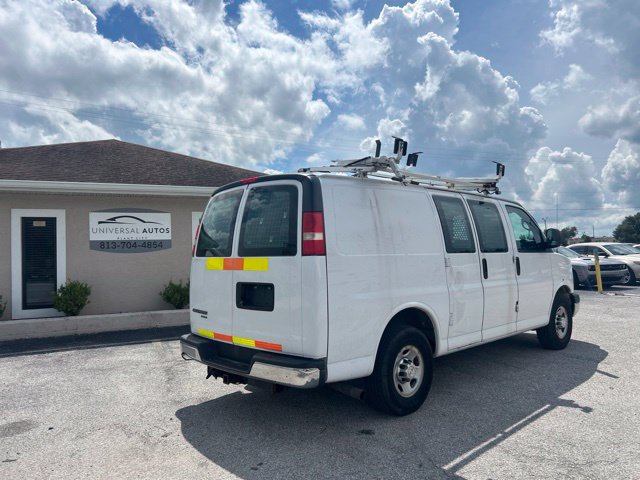 Used 2015 Chevrolet Express 2500 RWD image 5