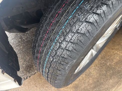 Used 2018 Lexus GX 460 Premium w/ Premium Package image 9