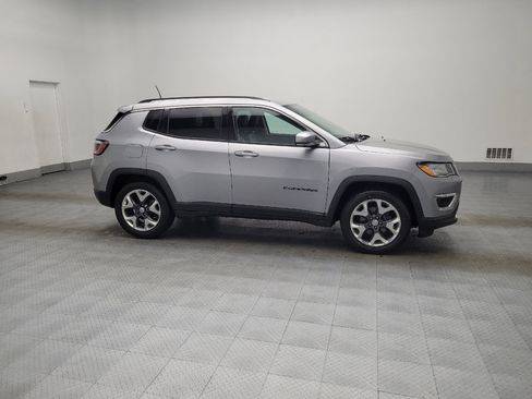 Used 2019 Jeep Compass Limited FWD image 11