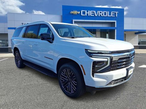 New 2026 Chevrolet Suburban LS w/ LPO, Dark Essentials Package image 2