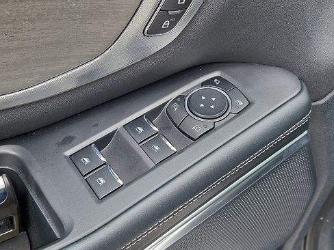 Used 2025 Ford Expedition Max Platinum AWD/4WD image 21