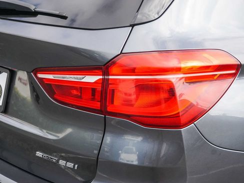 Used 2021 BMW X1 sDrive28i FWD image 8