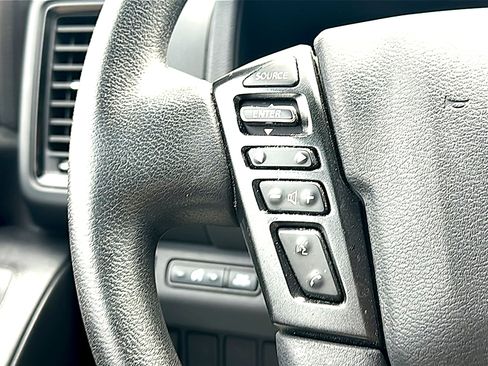 Used 2023 Nissan Frontier SV w/ Midnight Edition Package image 28